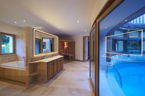 Deauville home bathroom