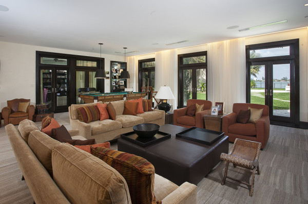 Matt Damon mansion Miami Beach living room