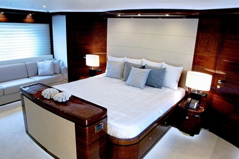 Horizon Megayacht Lady Gaga bedroom