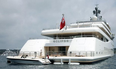 yacht Eclipse Antibes