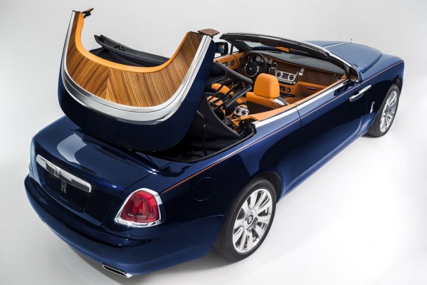 Rolls-Royce Dawn roof