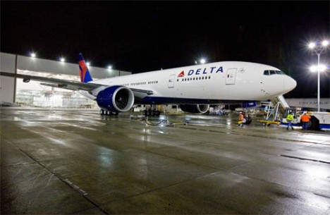 delta airlines boeing 777 200LR