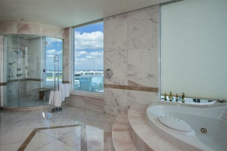 Pharrell Williams Penthouse bathroom