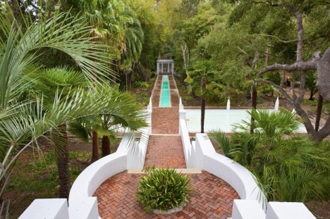 Scarface villa garden