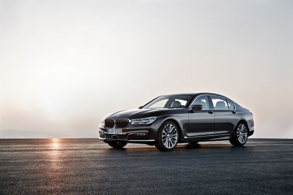 BMW 7 Series Luxury Car of 2016