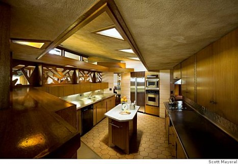 Frank Lloyd Wright house kitchen
