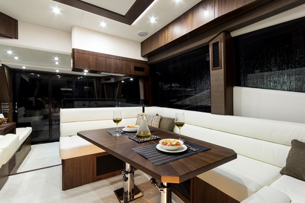 Galeon-500-Fly-galley-2