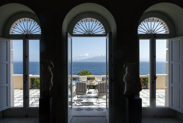 Can you believe this is the "basement" of the Villa Astor Sorrento? Huge arched windows offers a beautiful view of the sea and Mount Vesuvius.