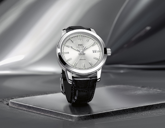 Ingenieur Automatic (Ref. 3570), an elegant watch with three hands and a date