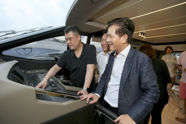 Thomas Woo (right) of Marine Italia represents Azimut in selected Asian market including Hong Kong and Singapore