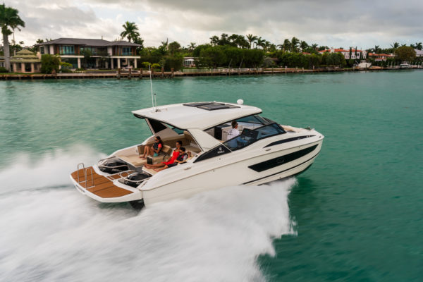 The world premiere of the Aquila 32 was held at this year's Miami International Boat Show